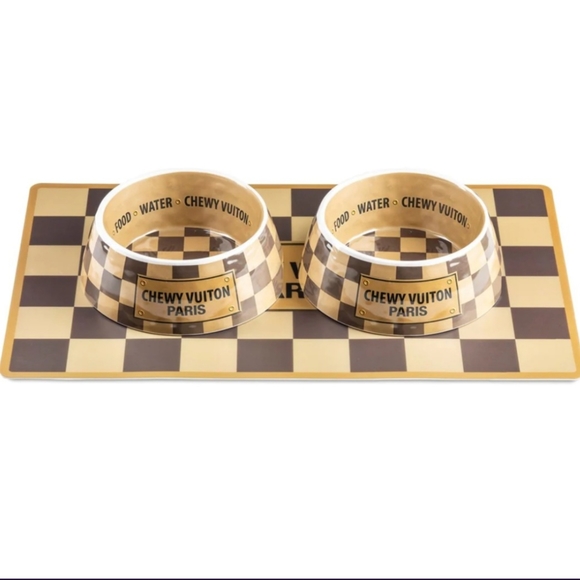 NEW Set of 2 Checker Chewy Vuiton Bowl and 2 Matching Checkered Placemat - Picture 3 of 12